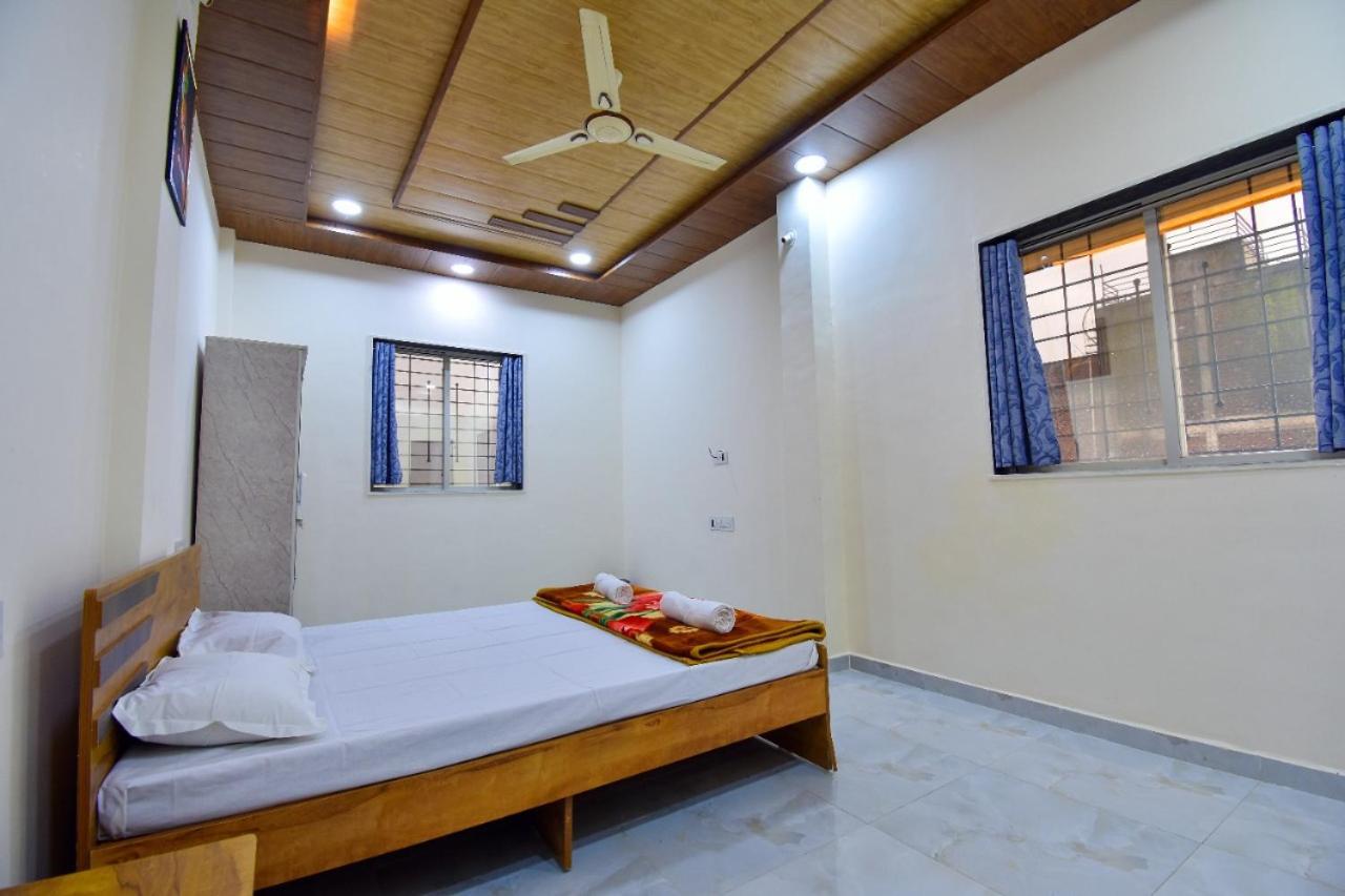 Prarthana 4Bhk Villa โลนาวาลา ภายนอก รูปภาพ