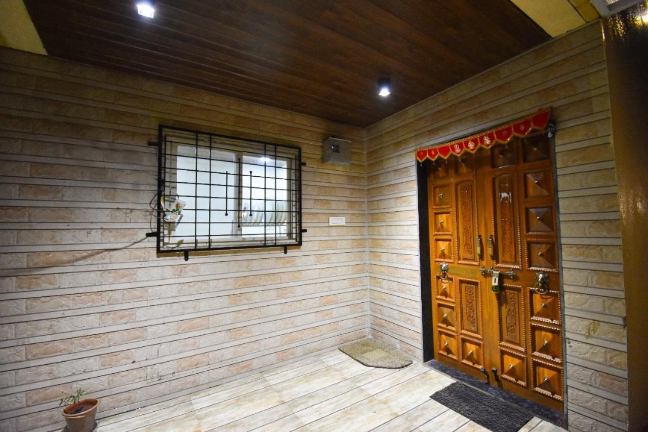 Prarthana 4Bhk Villa โลนาวาลา ภายนอก รูปภาพ