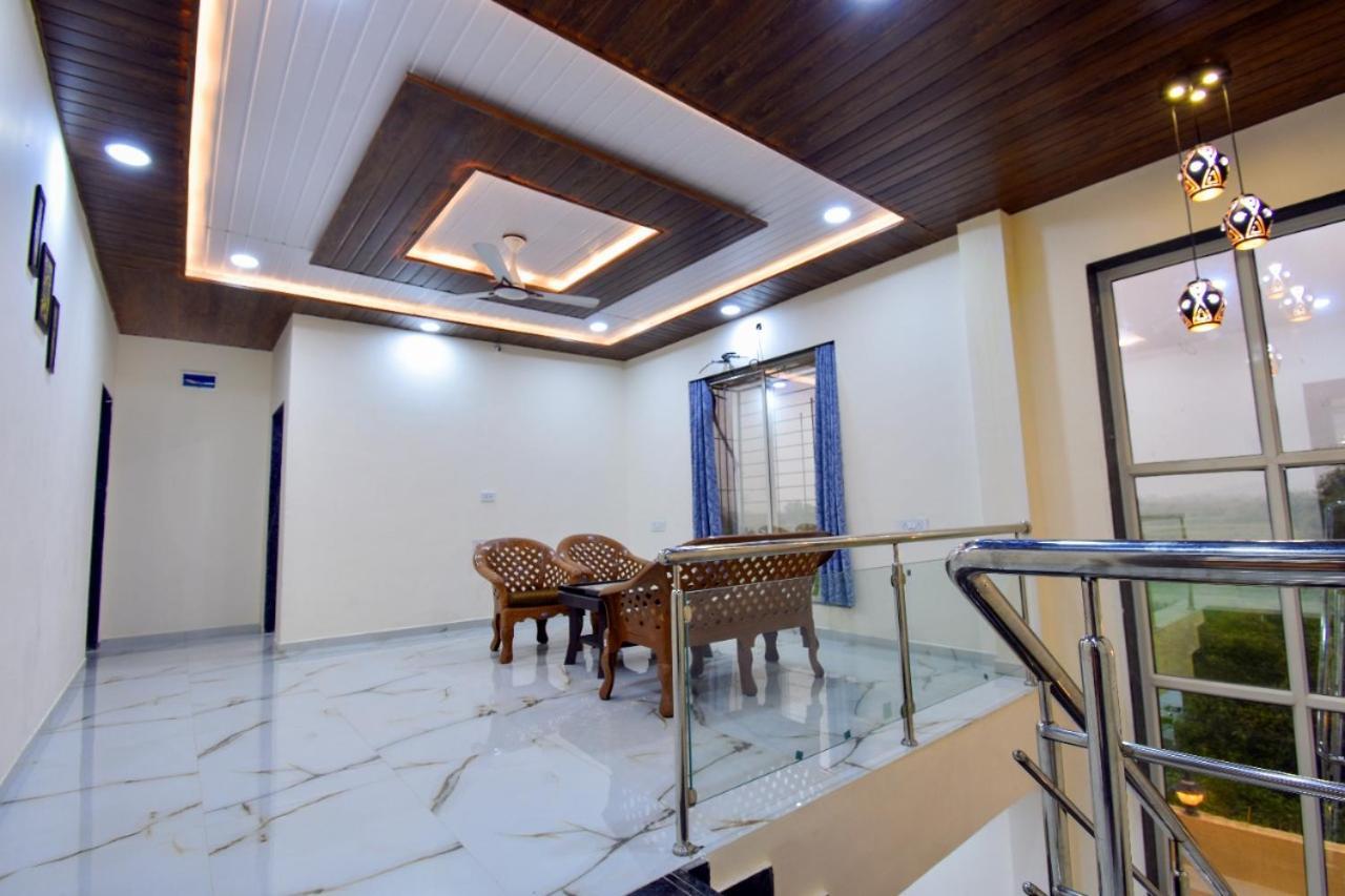 Prarthana 4Bhk Villa โลนาวาลา ภายนอก รูปภาพ
