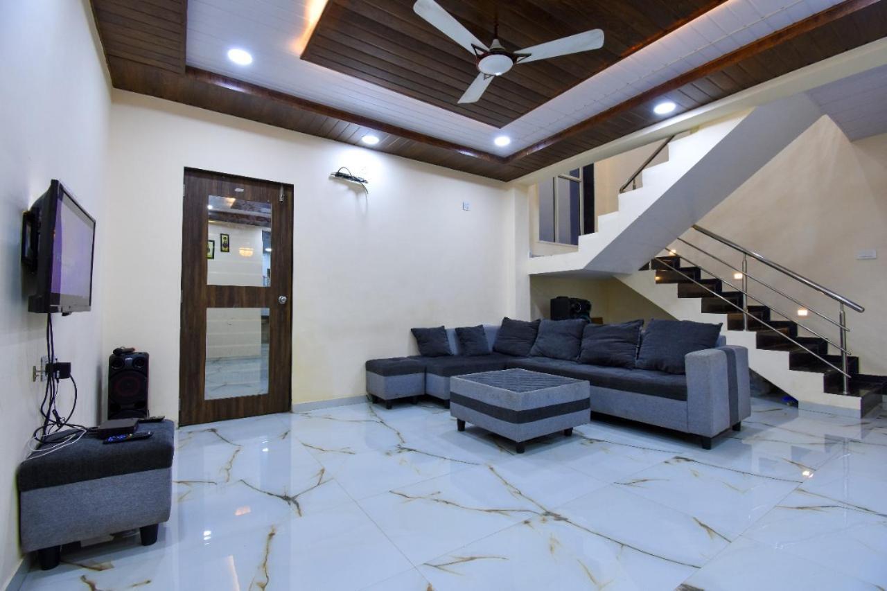 Prarthana 4Bhk Villa โลนาวาลา ภายนอก รูปภาพ