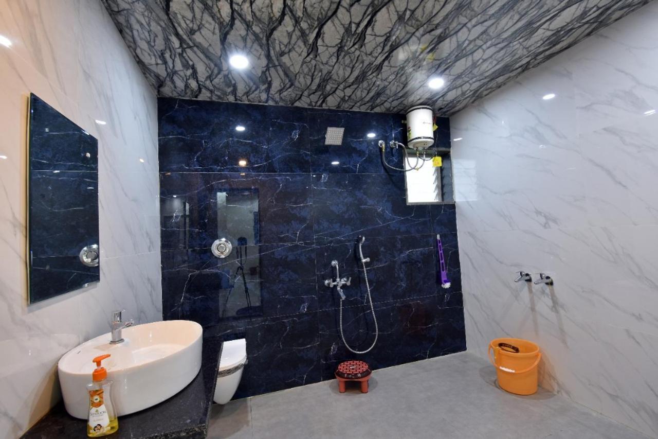 Prarthana 4Bhk Villa โลนาวาลา ภายนอก รูปภาพ